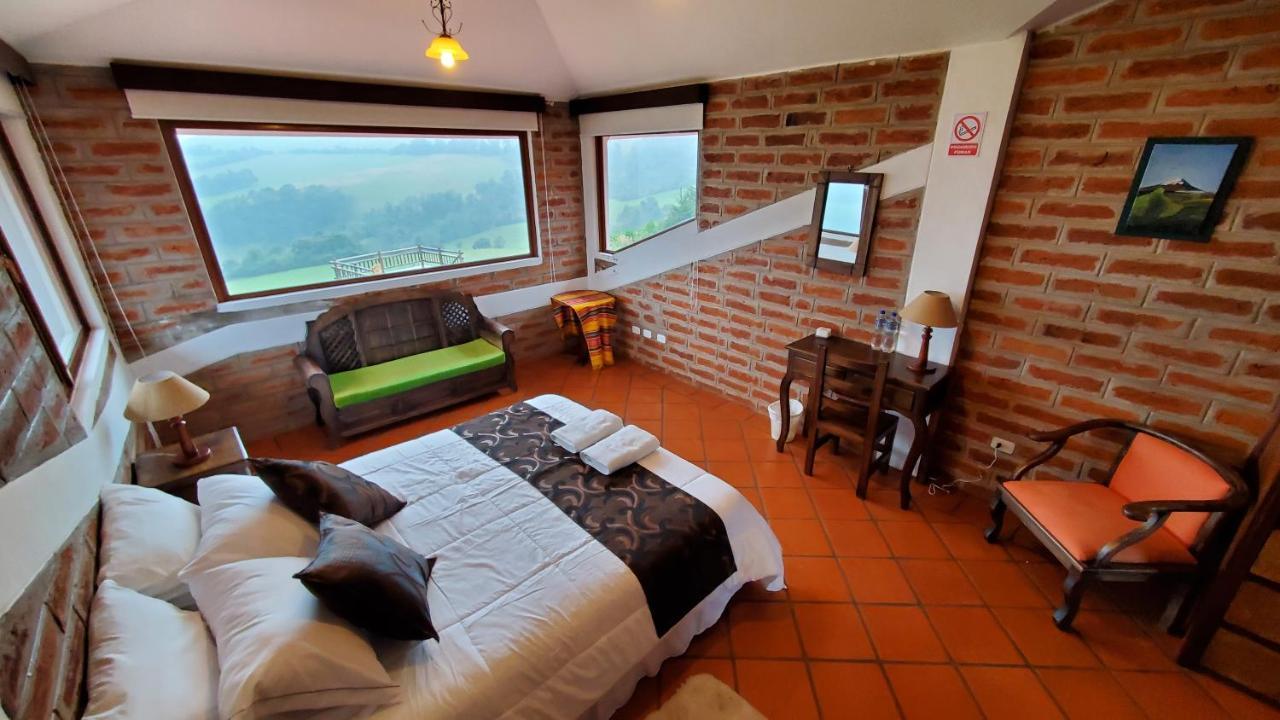 Balcon Al Cotopaxi Hosteria Sangolquí 외부 사진